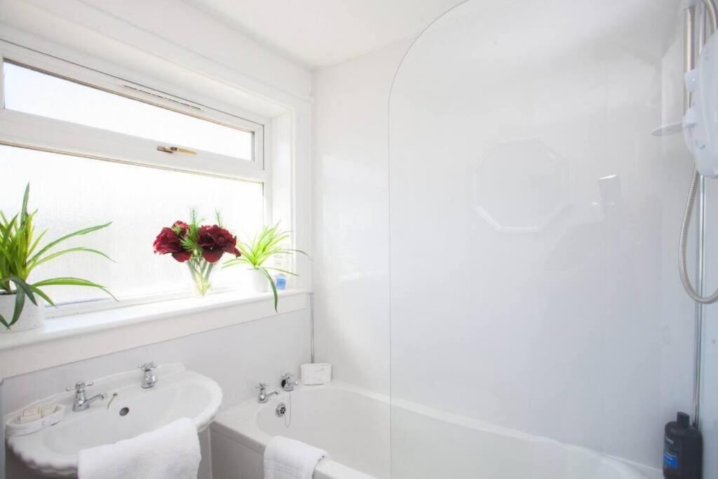 Apartamento Cosy 1 Bed With Parking In City Centre Glasgow Exterior foto